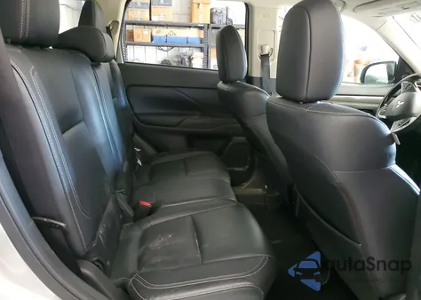 2019 Mitsubishi Outlander Se z USA, uszkodzony, nr VIN JA4AZ3A36KZ036918